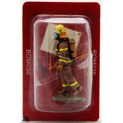 Del Prado firefighter fire Quebec Canada 2003 outfit figurine