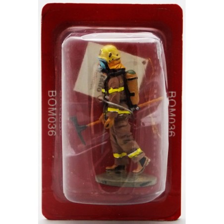 Del Prado firefighter fire Quebec Canada 2003 outfit figurine