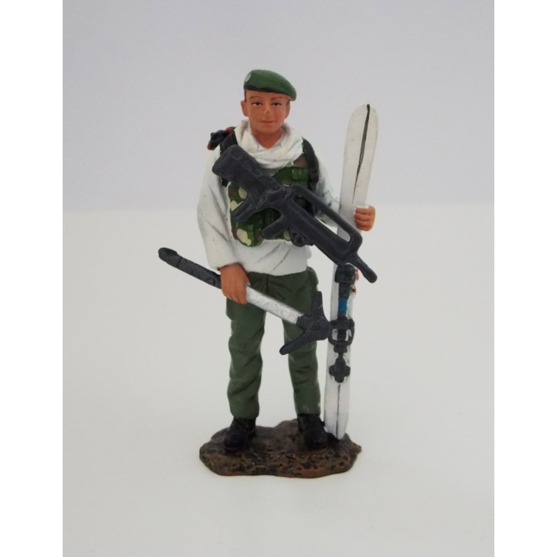 Figure Hachette Pathfinder-Skieur 2nd REG 2001