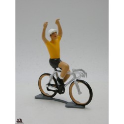 CBG Mignot Figure Tour de France Tour de France Jersey en brazo de Poise en el aire