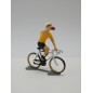 Figurina CBG Mignot Ciclista del tour de France Jersey giallo che beve la sua lattina