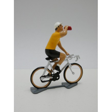 Figurine CBG Mignot Cycliste du Tour de France Maillot jaune avec bidon